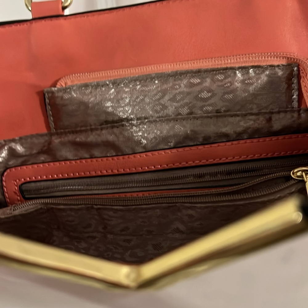 Super Cute Sever Pattern Purse - image 4